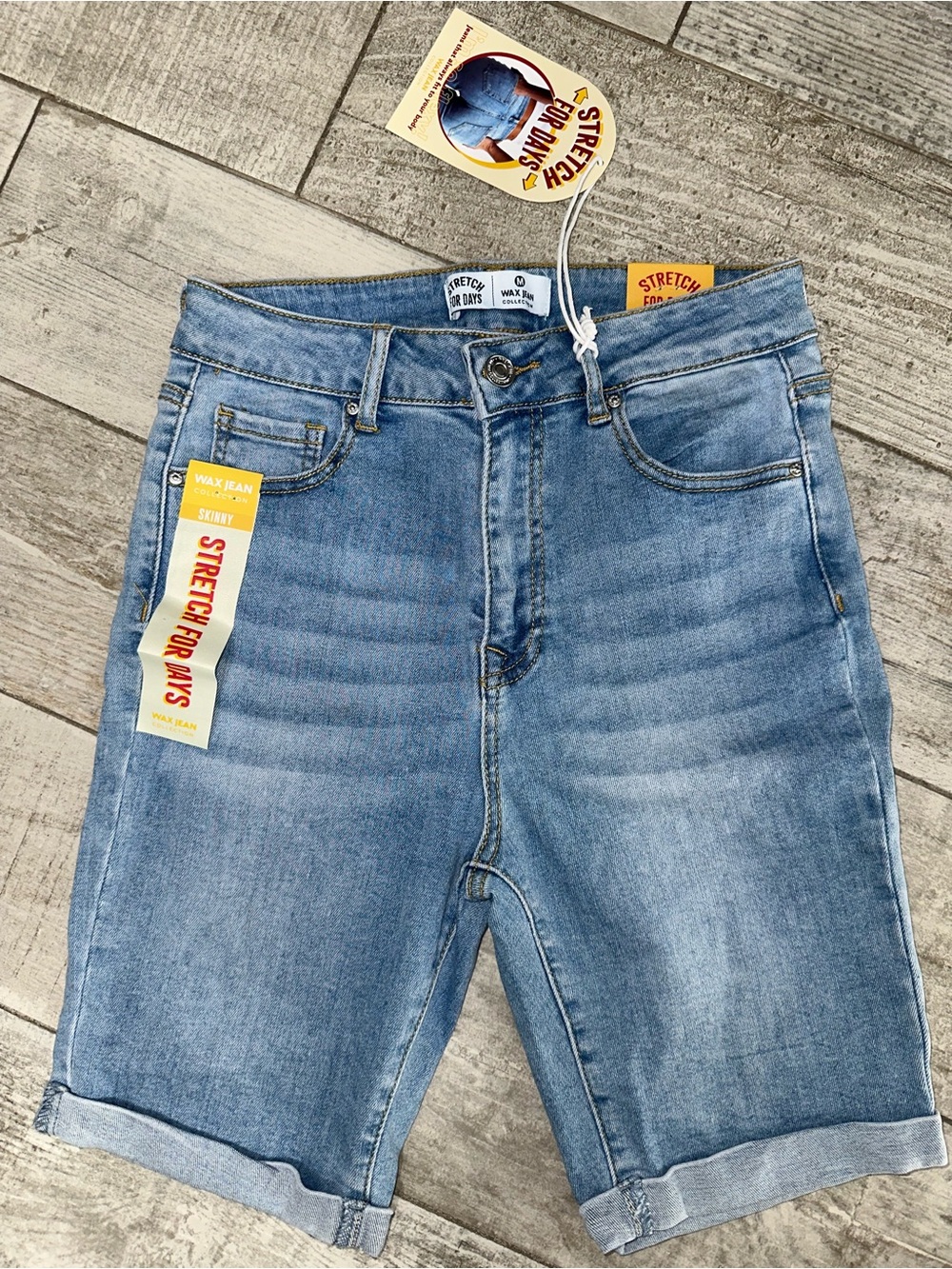 NWT Wax Jean Collection "Stretch For Days" Denim Skinny Shorts – Size M